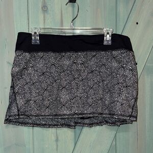 Lululemon size 10 reg athletic skort women’s EUC